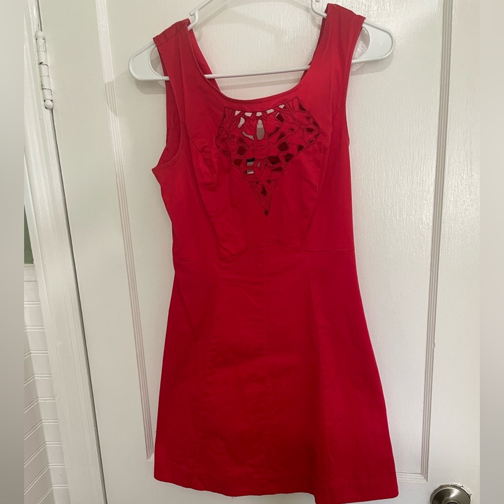 VENUS Red Garment